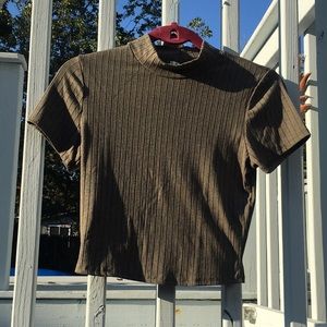 Olive Green, Short Sleeve Juniors Medium Crop Top